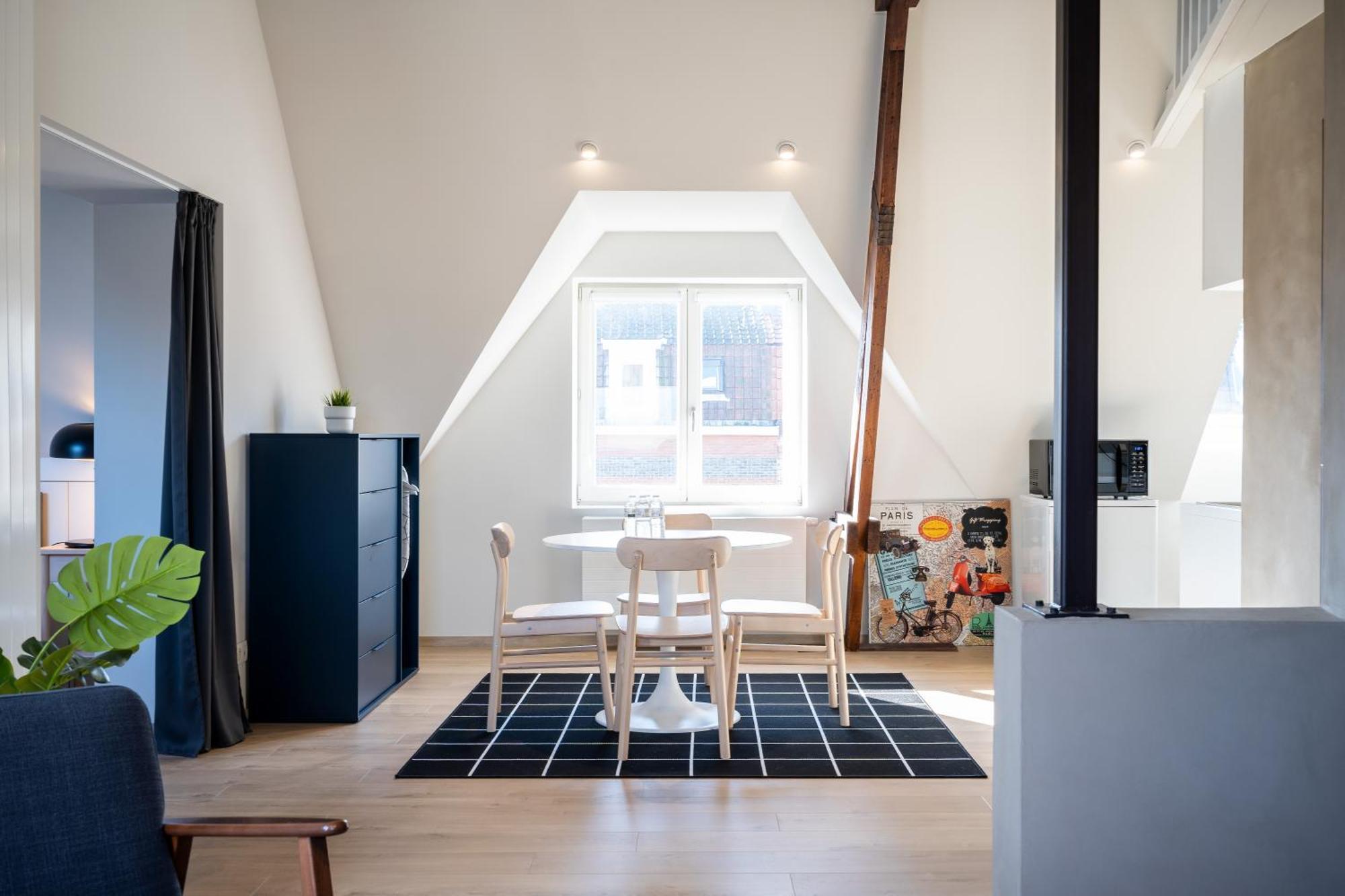 Maison d'hôtes General Sixty-seven By Romy&travis Bruges